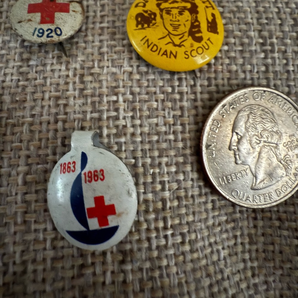Vintage Pin Collection - Picture 3 of 5
